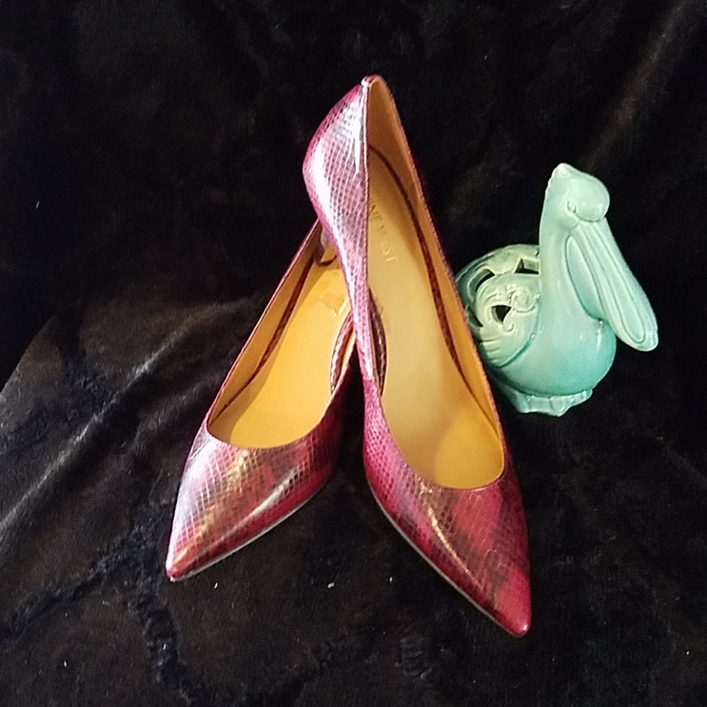 Nine West Faux Snake Skin Heels Size 9